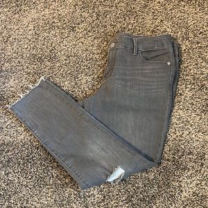 Sz 14 old navy low rise gray denim jeans. Semi distressed, like new.